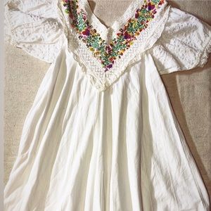 Vintage handmade Mexican peasant dress